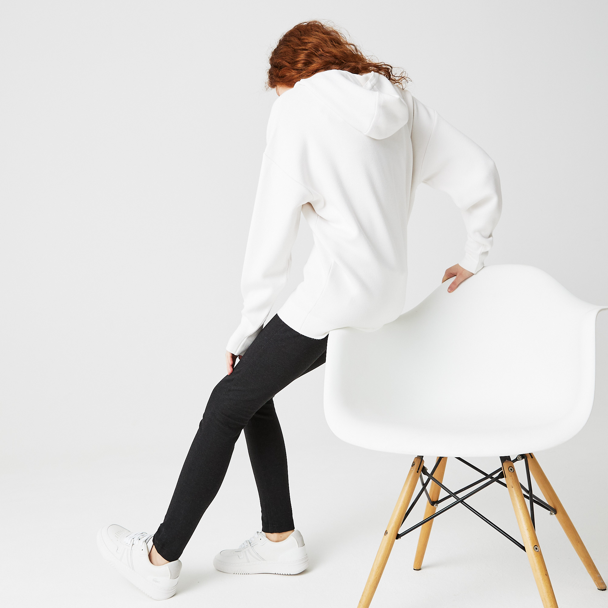 фото Женский свитер lacoste