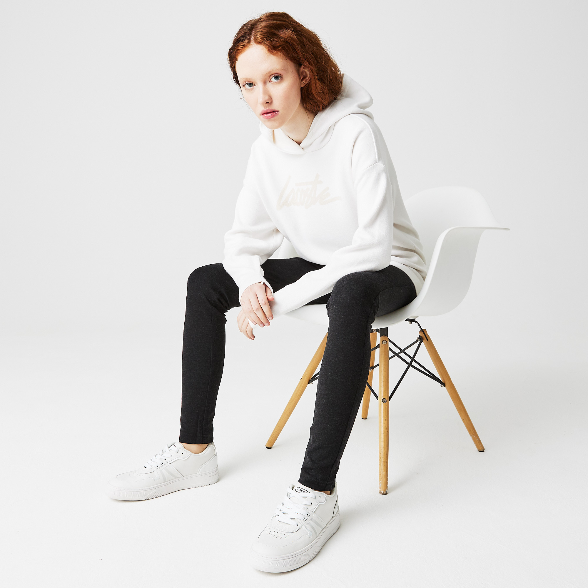 фото Женский свитер lacoste