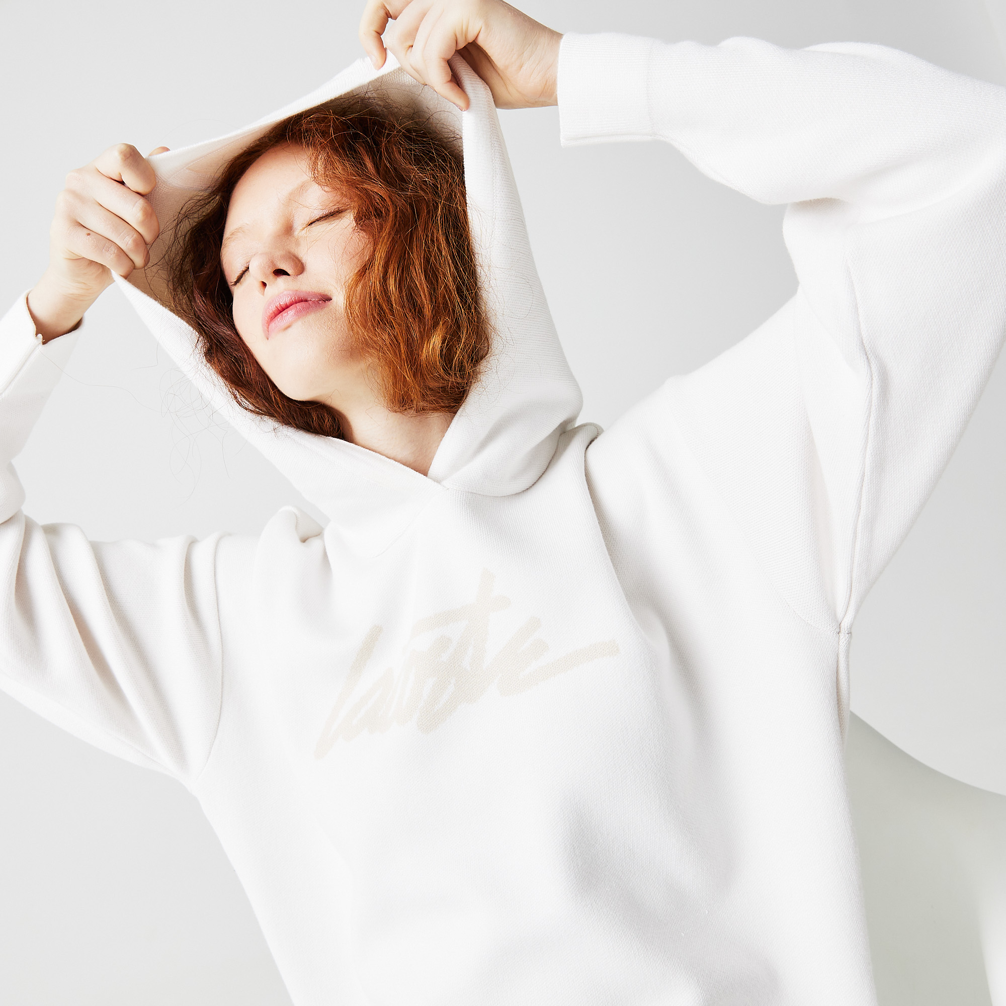 фото Женский свитер lacoste