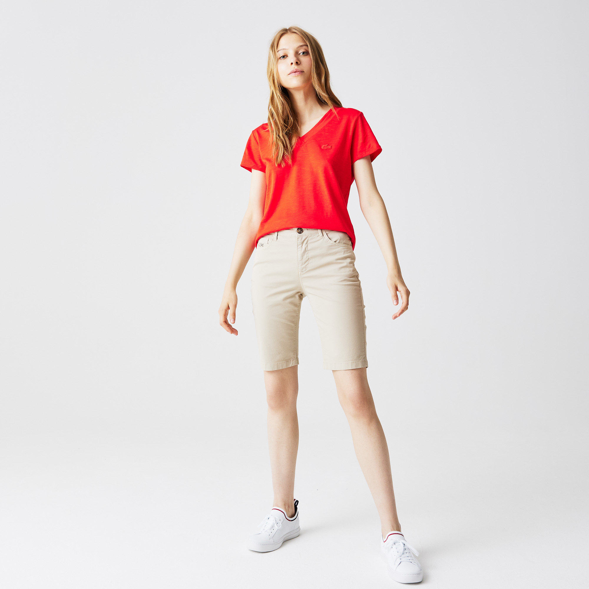 фото Женские шорты lacoste slim fit