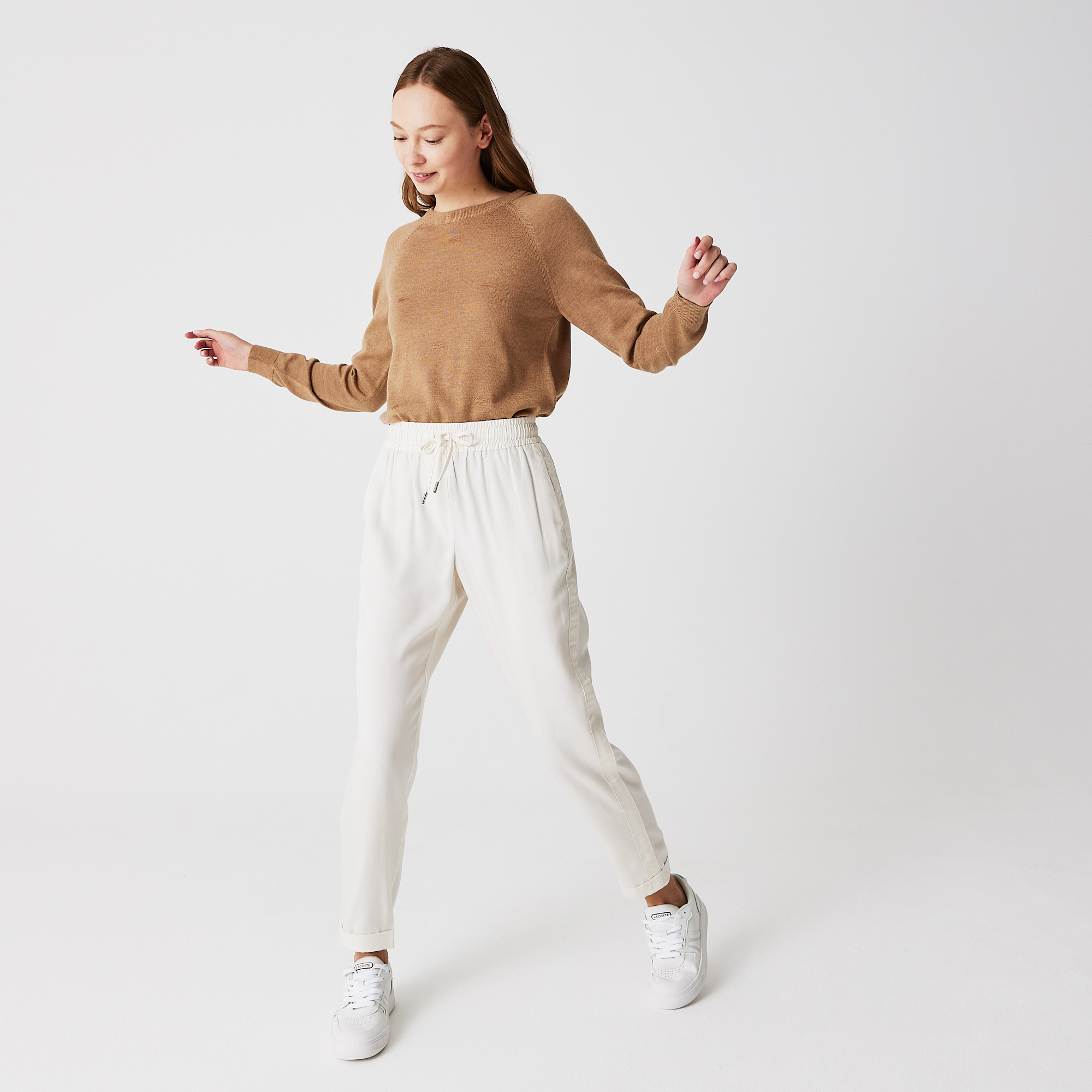 фото Женские брюки lacoste с поясом на шнурке