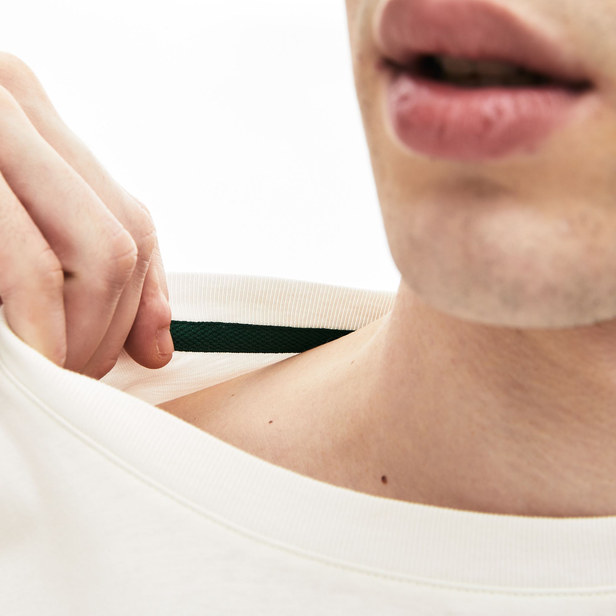 фото Футболка lacoste