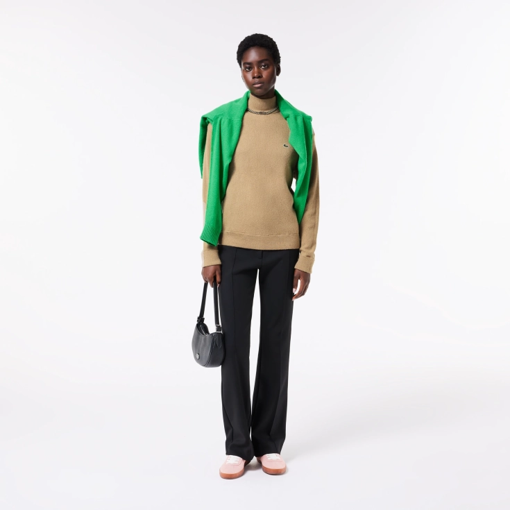 Женский шерстяной свитер Lacoste с высоким воротом Женский шерстяной свитер Lacoste с высоким воротом