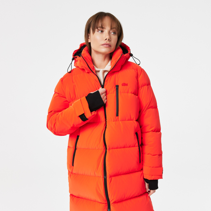 Женское стеганая куртка-пуховик Lacoste с капюшоном Женское стеганая куртка-пуховик Lacoste с капюшоном