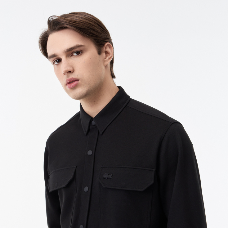 Мужская рубашка Lacoste на кнопках с большими нагрудными карманами Мужская рубашка Lacoste на кнопках с большими нагрудными карманами