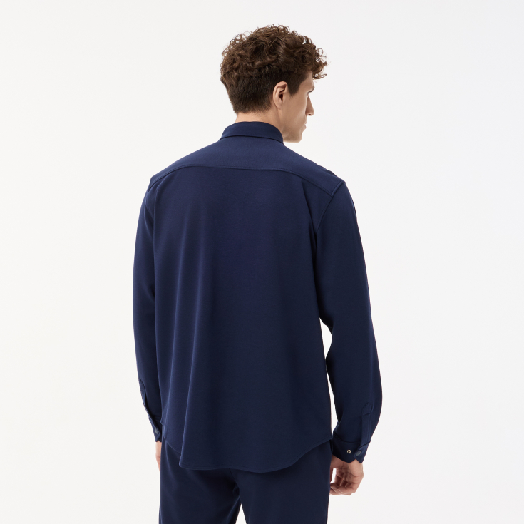 Мужская рубашка Lacoste на кнопках с большими нагрудными карманами Мужская рубашка Lacoste на кнопках с большими нагрудными карманами