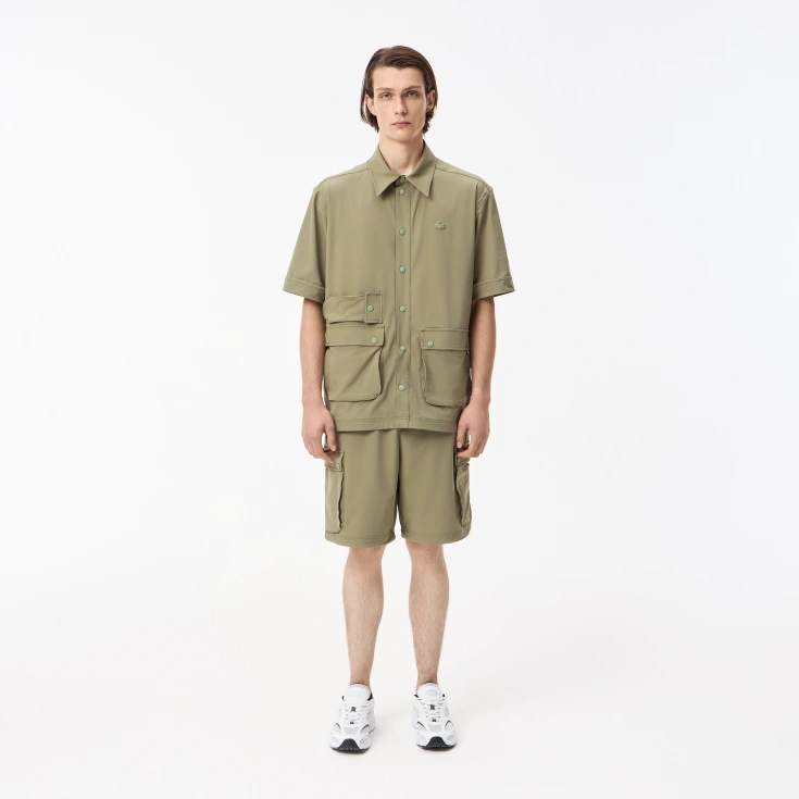 Мужская рубашка Lacoste с коротким рукавом и тремя карманами Мужская рубашка Lacoste с коротким рукавом и тремя карманами