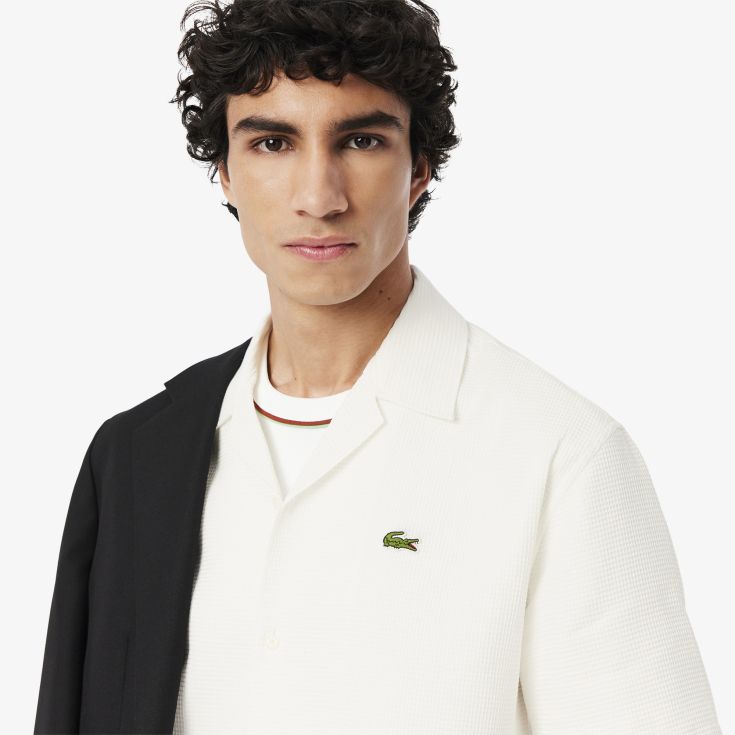 Мужская рубашка Lacoste Relaxed Fit с вафельной текстурой Мужская рубашка Lacoste Relaxed Fit с вафельной текстурой