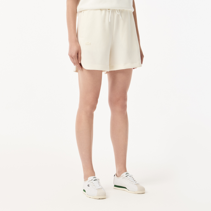 Женские спортивные шорты Lacoste с карманами Женские спортивные шорты Lacoste с карманами