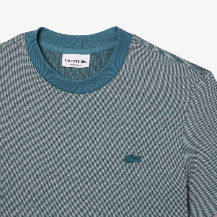 Мужская Футболка Lacoste Caviar Piqué с контрастным вырезом Мужская Футболка Lacoste Caviar Piqué с контрастным вырезом