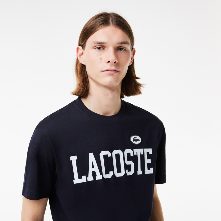 Мужская футболка Lacoste из хлопка с контрастным значком Мужская футболка Lacoste из хлопка с контрастным значком
