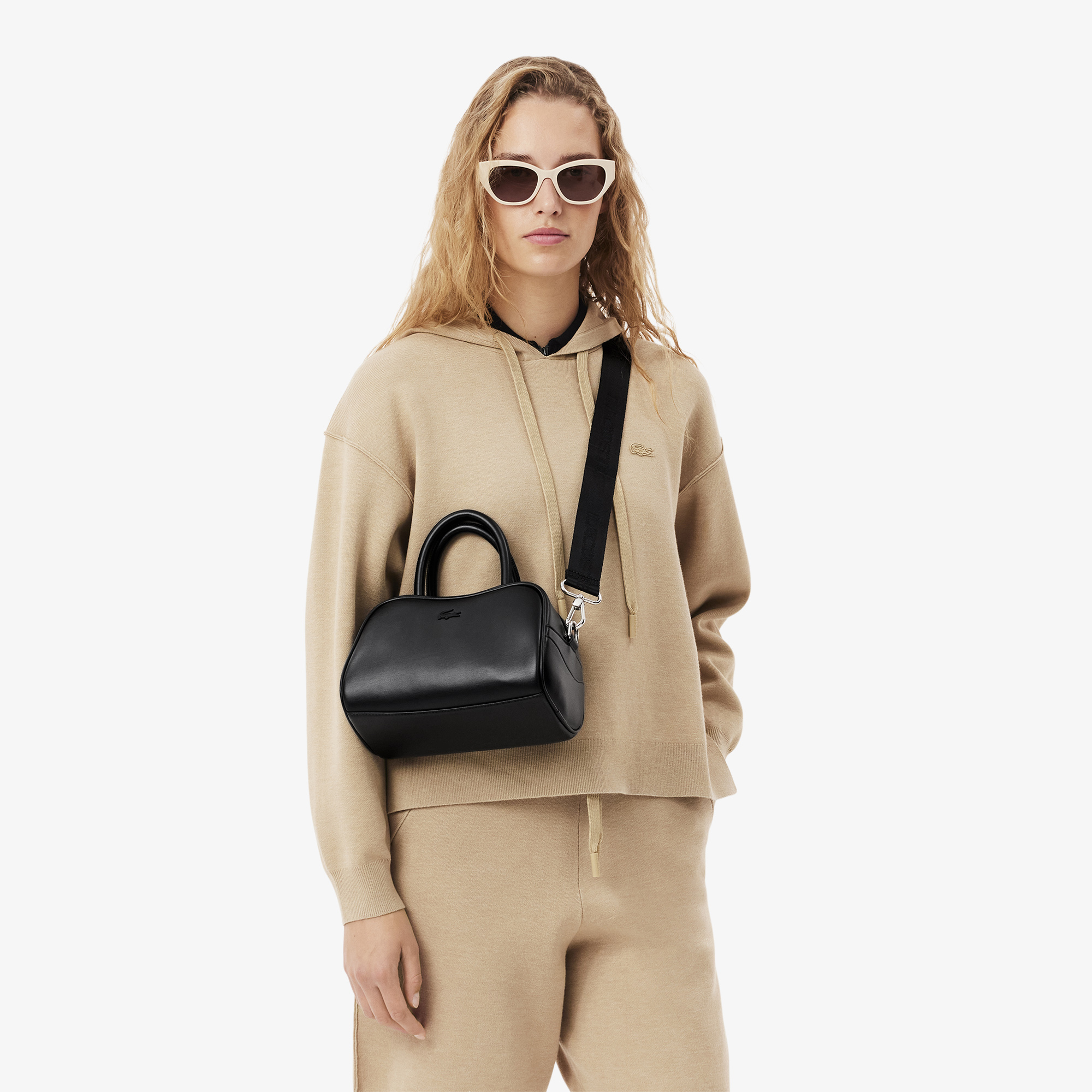 Женская сумка через плечо Lacoste, черный, арт. NF4467FO