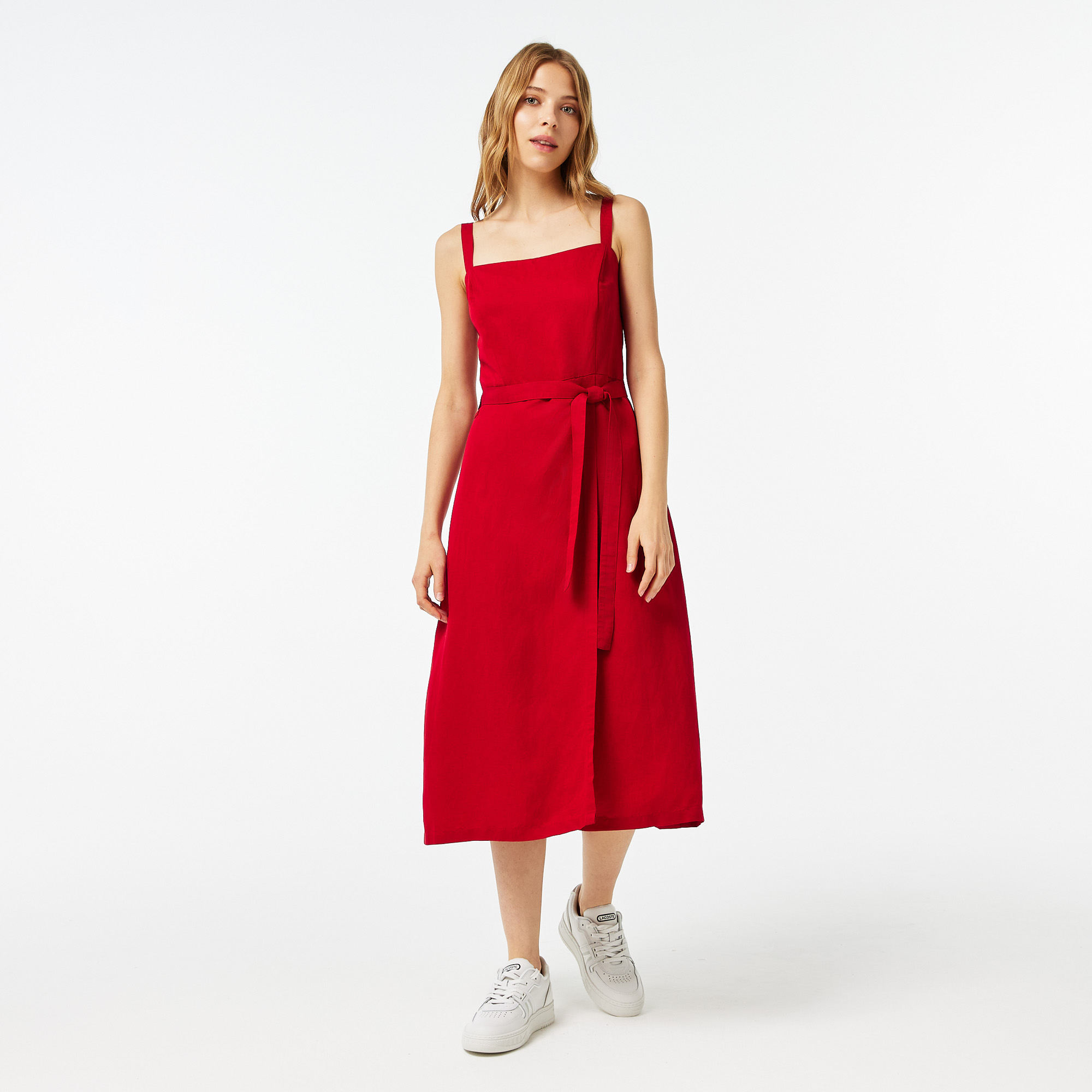 

Женское платье Lacoste прямой посадки, Красный