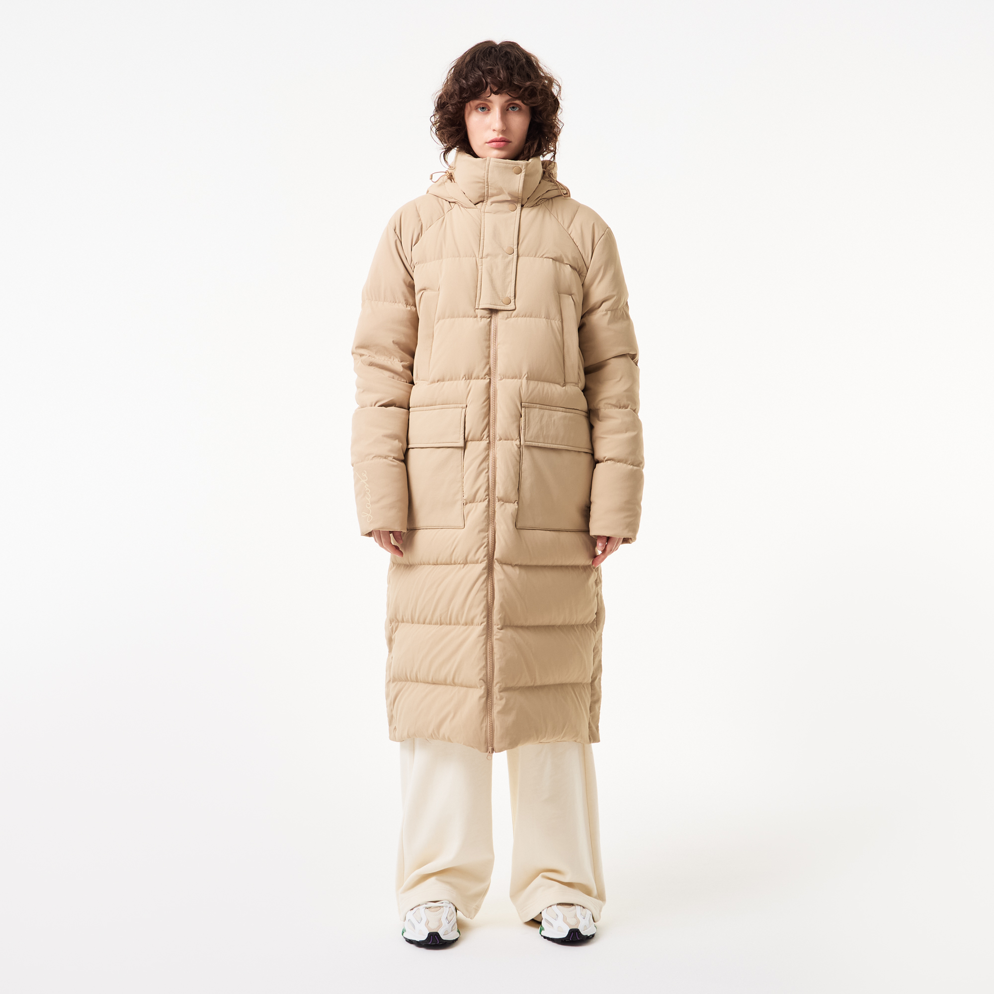 Женский длинный пуховик Lacoste с высоким воротом, бежевый, арт. BF2517