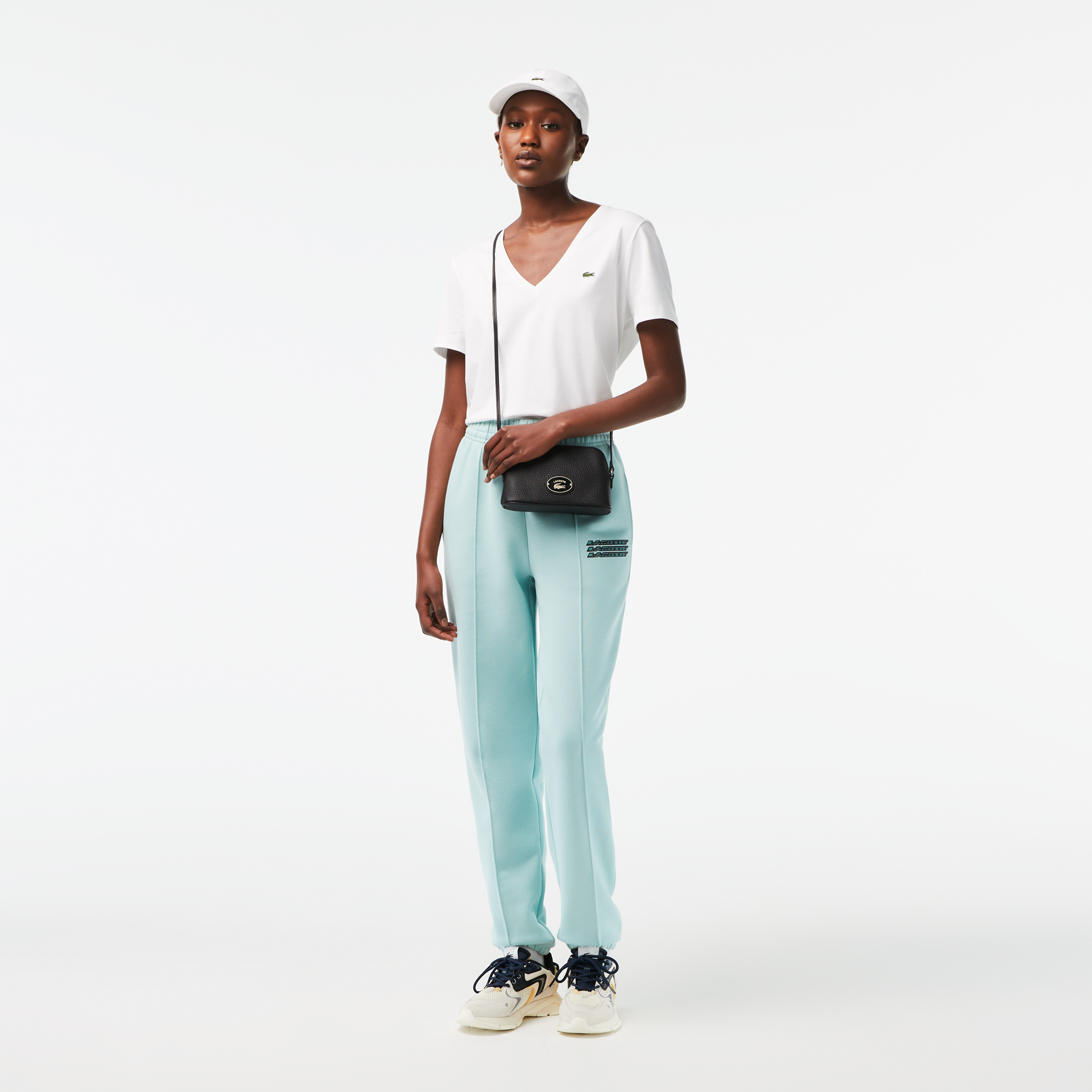 Lacoste Сумка Lacoste через плечо из зернистой кожи куполообразной формы