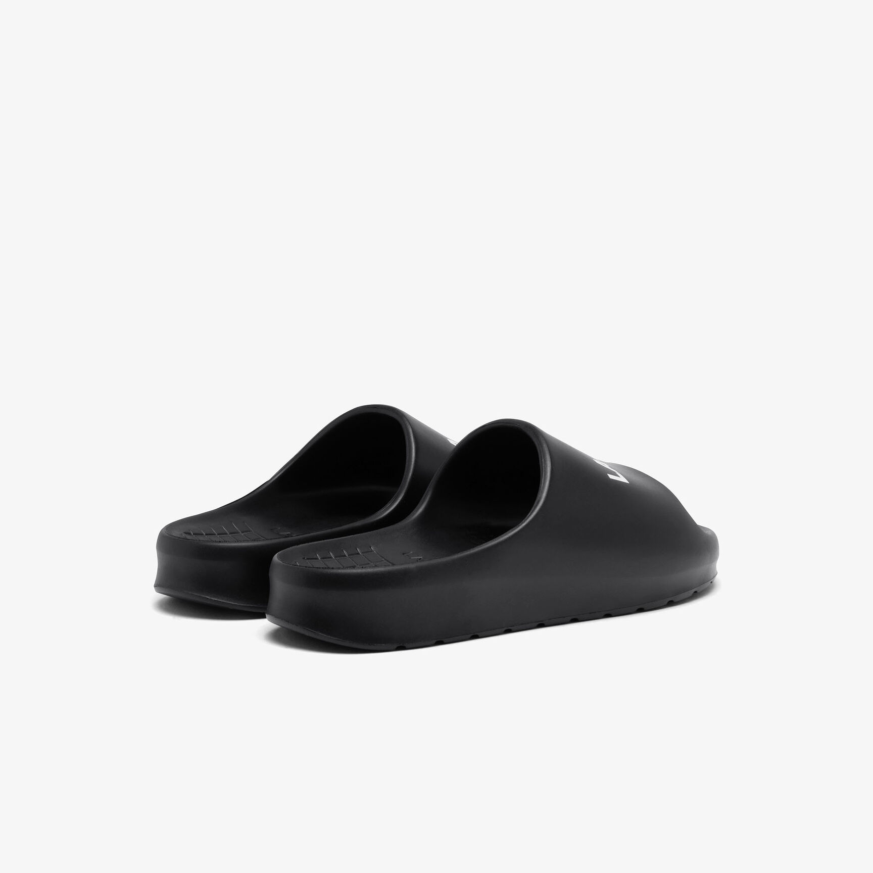 Женские сланцы Lacoste SERVE SLIDE 2.0 124 1 CFA 747CFA0020 чёрный  Фото 3