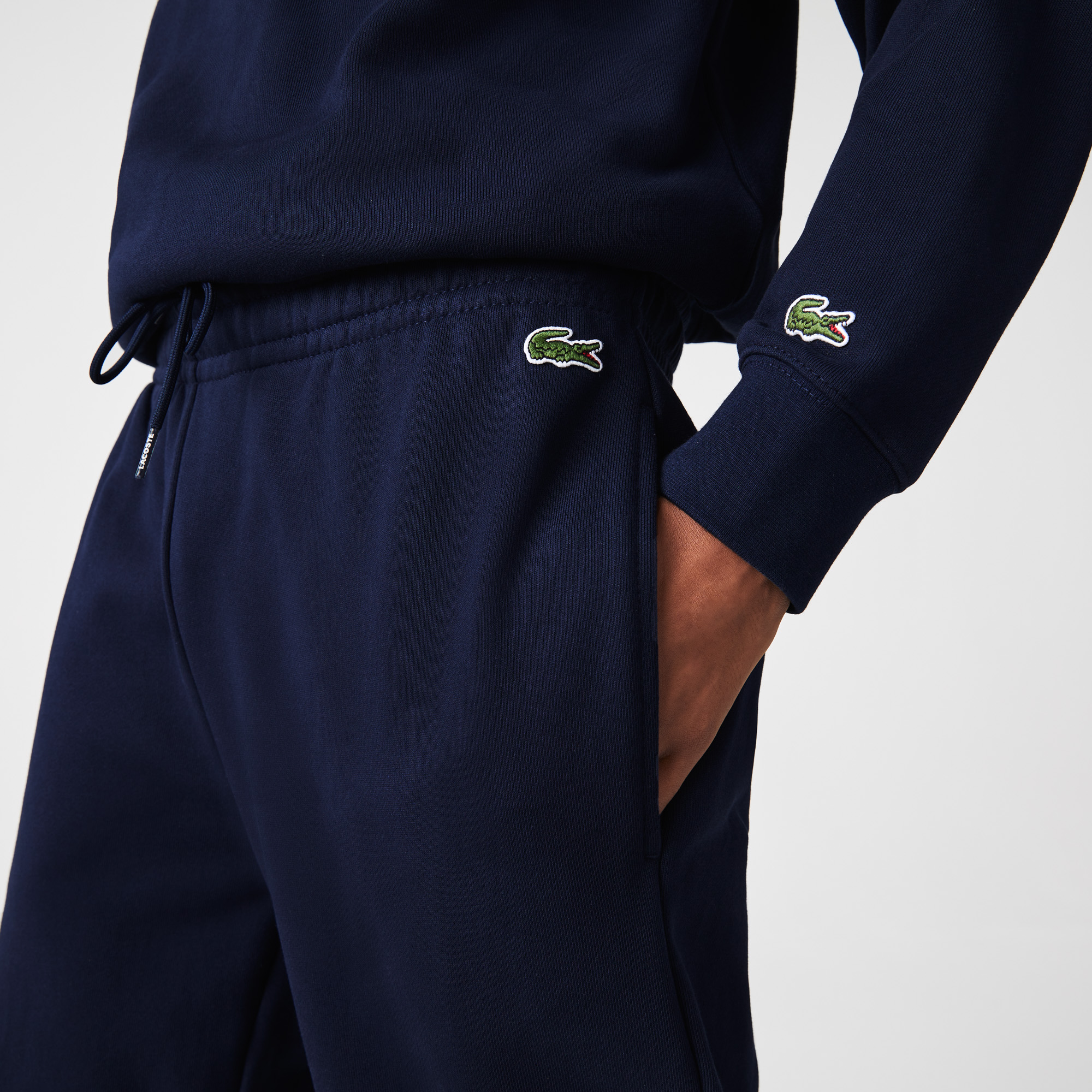 фото Спортивные брюки lacoste