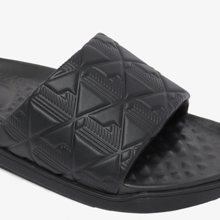 Женские сланцы Lacoste SERVE SLIDE DUAL 1251CFA