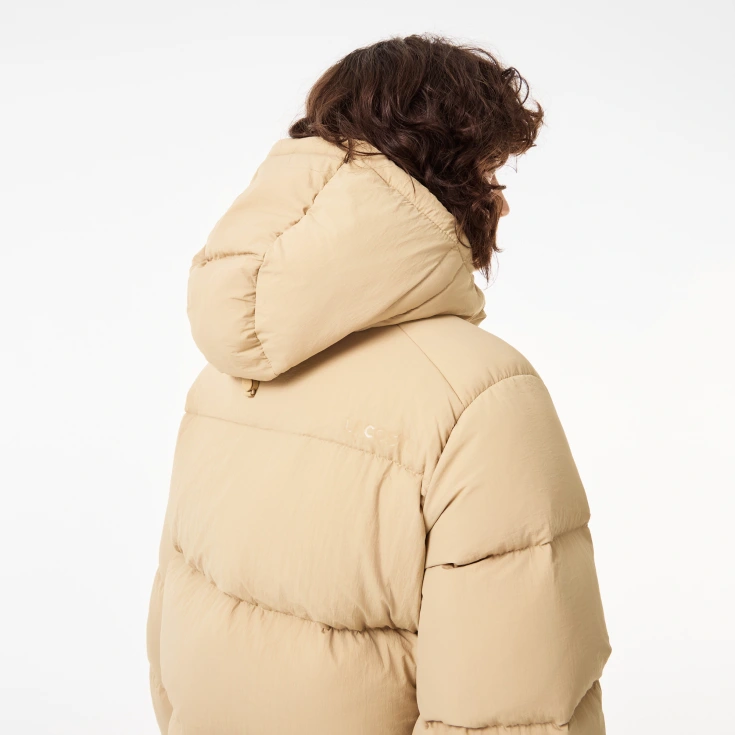 Женская короткая куртка Lacoste с капюшоном