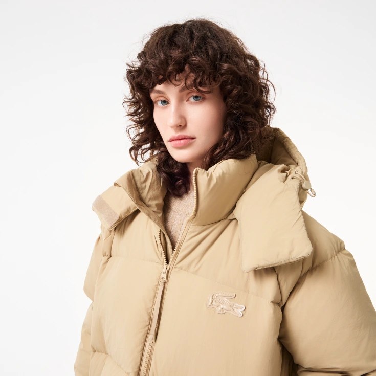 Женский длинный пуховик Lacoste с капюшоном