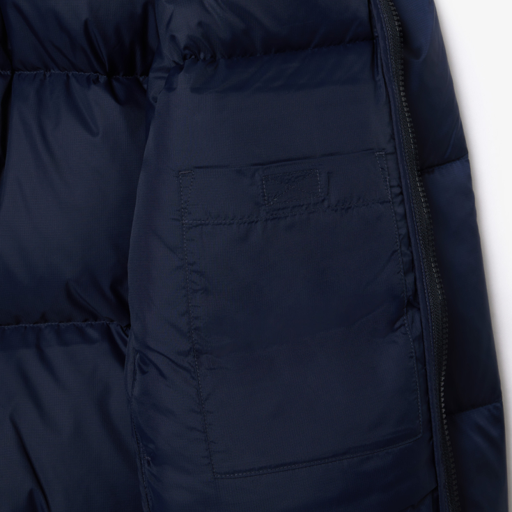 Мужской короткий влагоотталкивающий и ветроустойчивый пуховик Lacoste с капюшоном