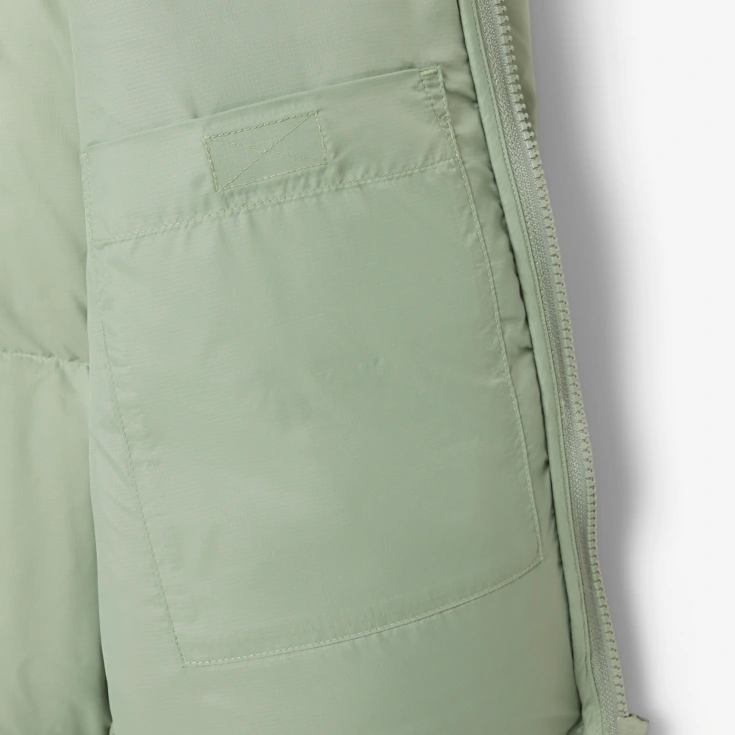 Мужской короткий влагоотталкивающий и ветроустойчивый пуховик Lacoste с капюшоном