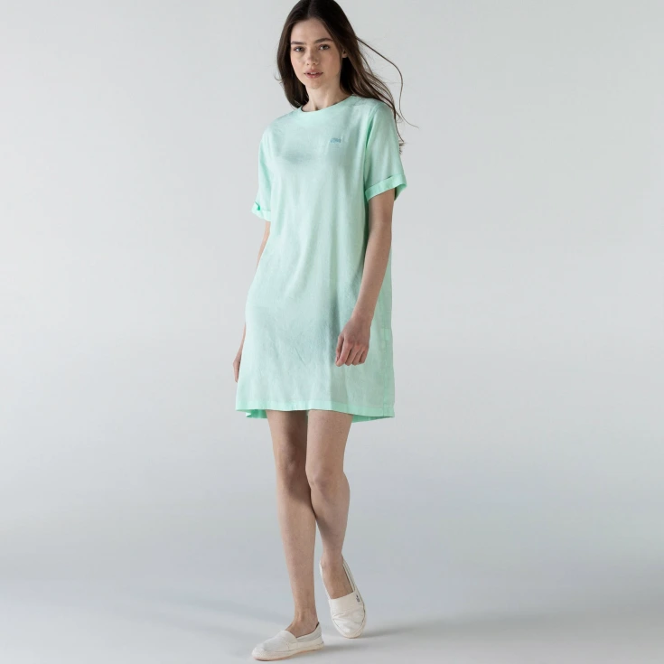 Женское платье Lacoste с круглым воротом