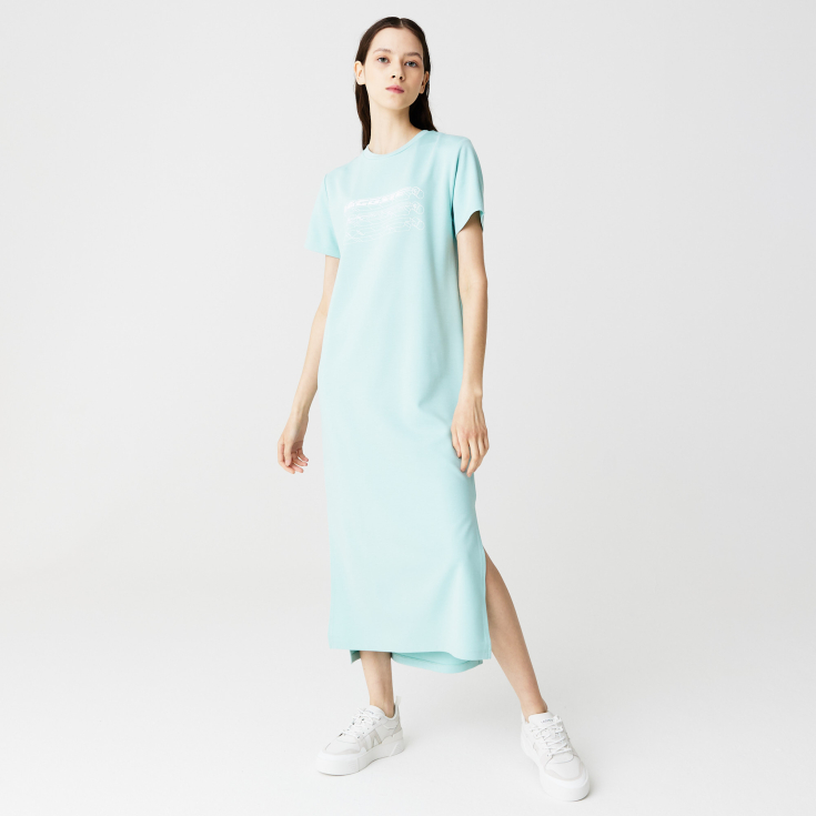 Женское платье Lacoste с вырезом