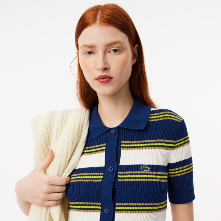 Женское трикотажное платье Lacoste на пугвицах в полоску