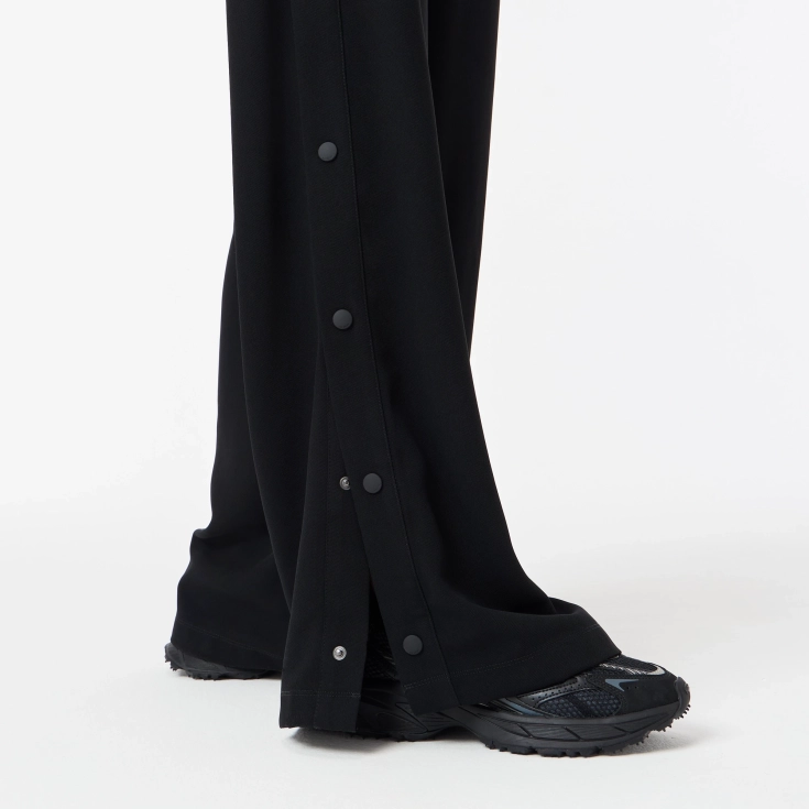 Женские брюки Lacoste Loose Fit