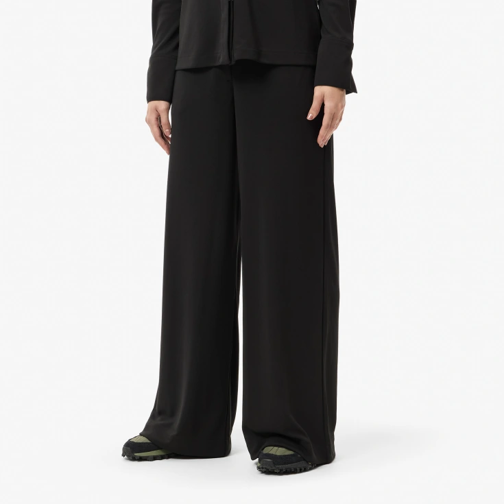 Женские брюки Lacoste