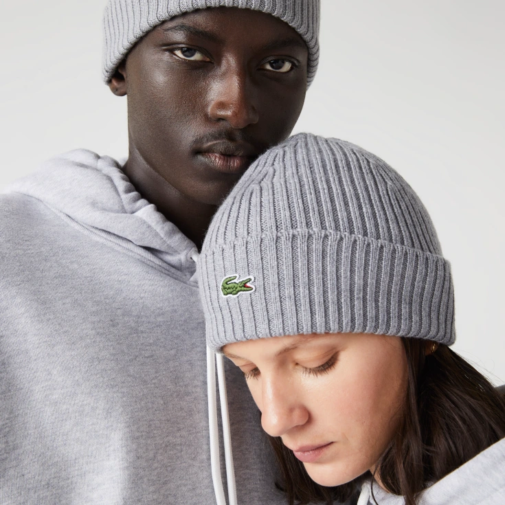 Шерстяная шапка Lacoste Unisex в рубчик