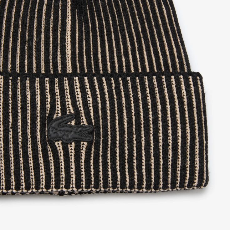 Вязаная шапка Lacoste CLASSIC FIT