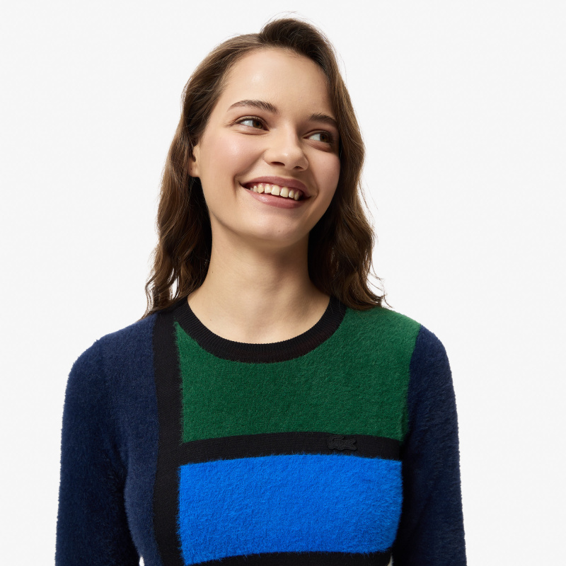 Женский свитер Lacoste