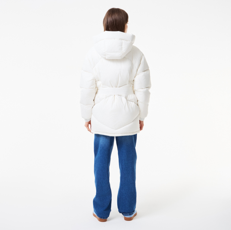 Женский короткий пуховик Lacoste с поясом и высоким воротом