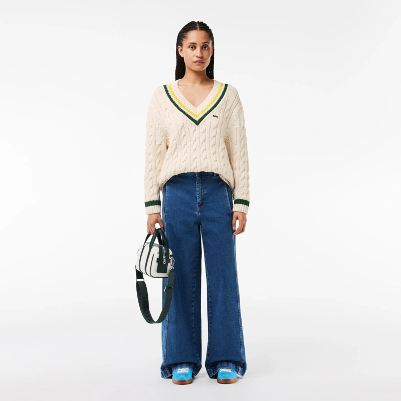 Женский вязаный свитер Lacoste c V-образным вырезом