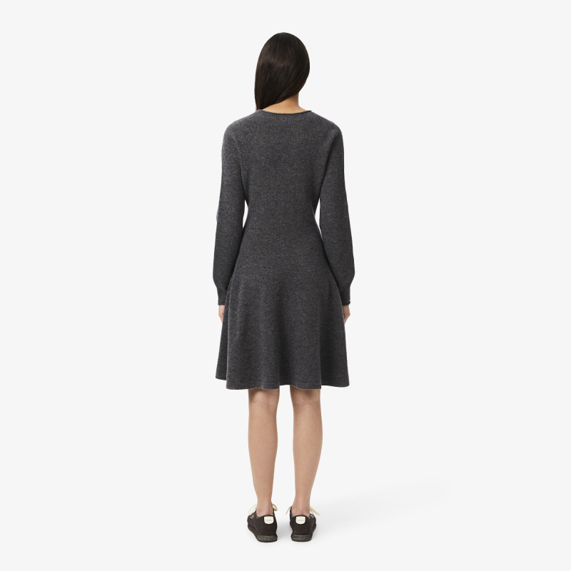 Бесшовное шерстяное платье Lacoste