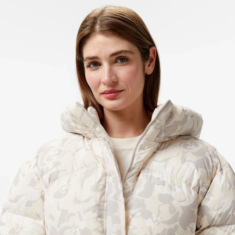 Женский короткий пуховик Lacoste с поясом и высоким воротом