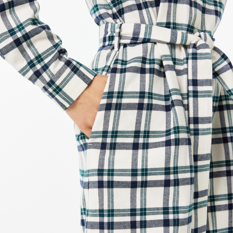 Женское платье Lacoste в клетку с поясом