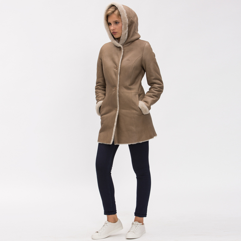 Женская куртка Lacoste