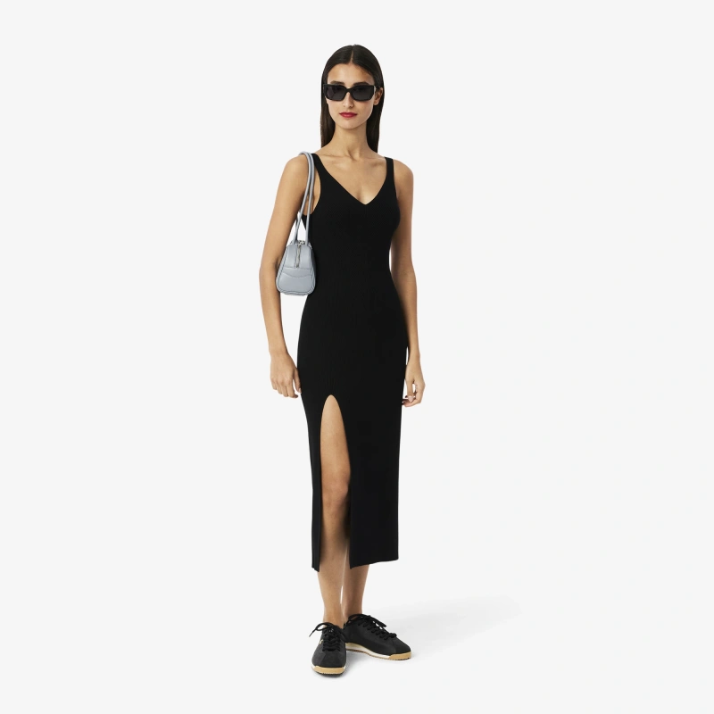 Длинное бесшовное платье Lacoste