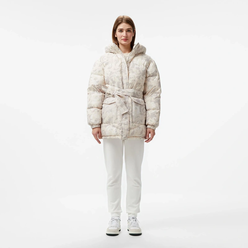 Женский короткий пуховик Lacoste с поясом и высоким воротом